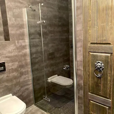 Ah Luxury Pribinova * Kosice